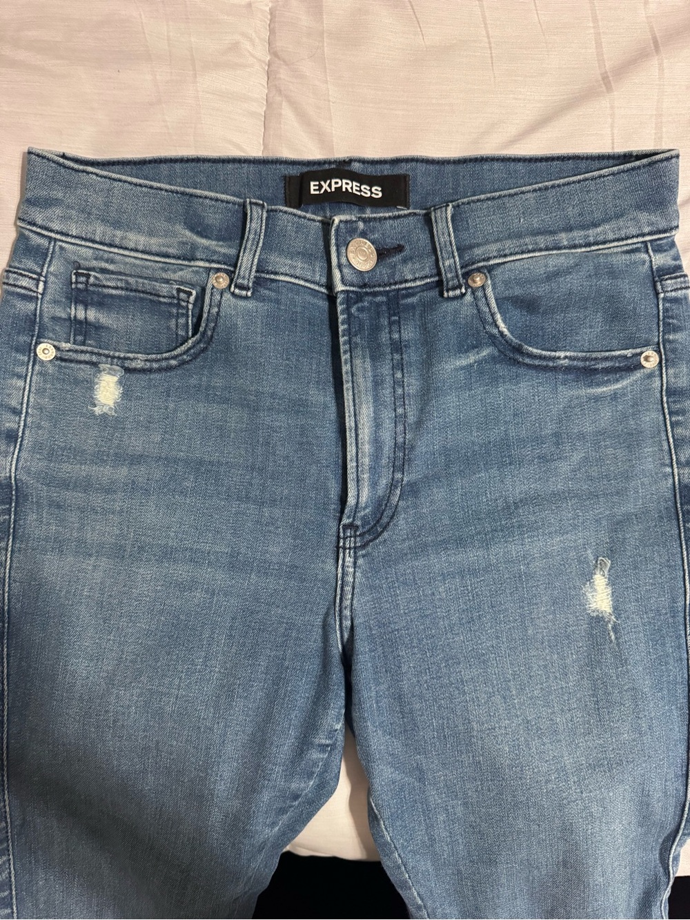 Express Women’s Skinny Jeans in Light Blue Wash